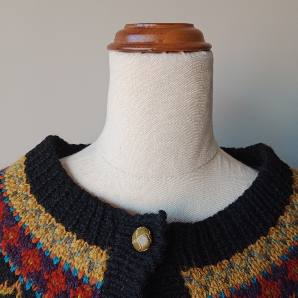 VINTAGE WOOL Black Button Up Jumper - Picture 2 of 7
